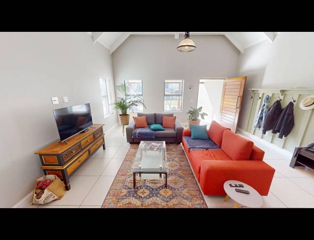 3 BEDROOM HOUSE FOR SALE IN BLUE MOUNTAIN VILLAGE